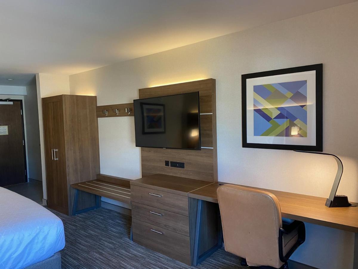 Hotel Express & Chatsworth By Ihg Los Ángeles