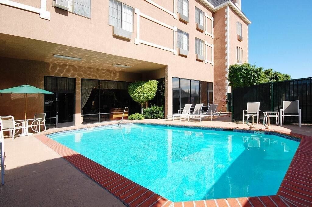 Hotel Express & Chatsworth By Ihg Los Ángeles