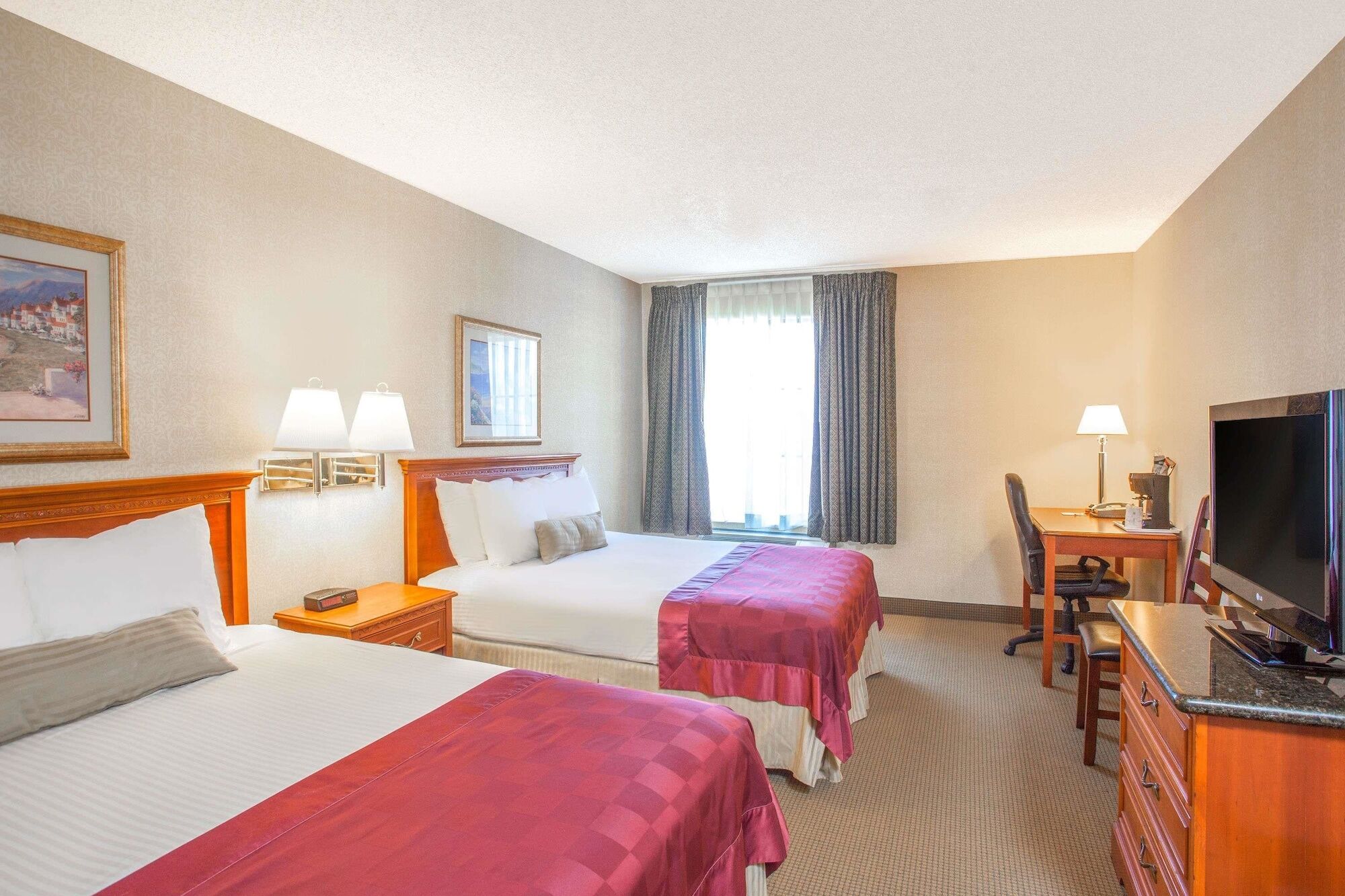Express & Chatsworth By Ihg Hotel Los Ángeles