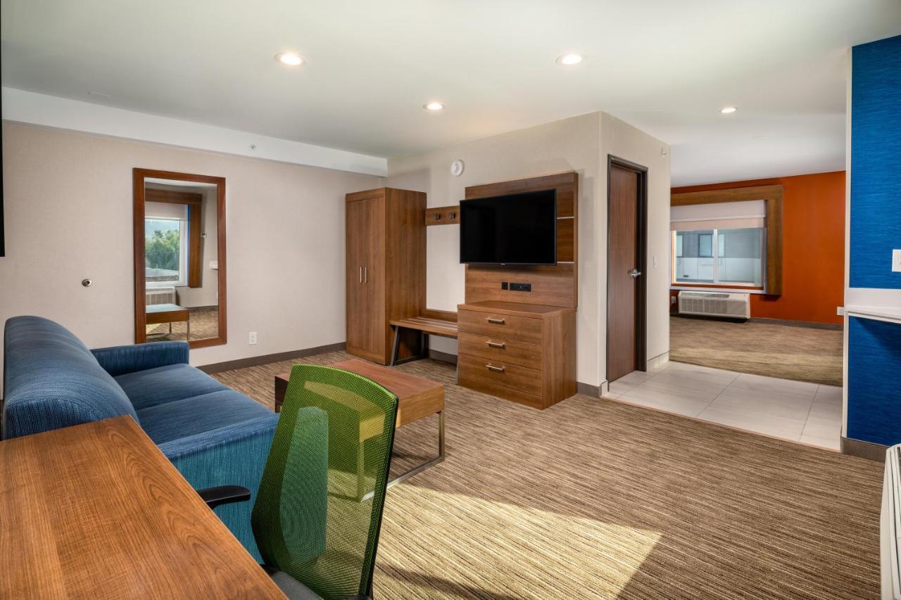 Hotel Express & Chatsworth By Ihg Los Ángeles